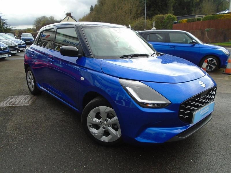 Used Suzuki Swift 2024 Blue Hatchback