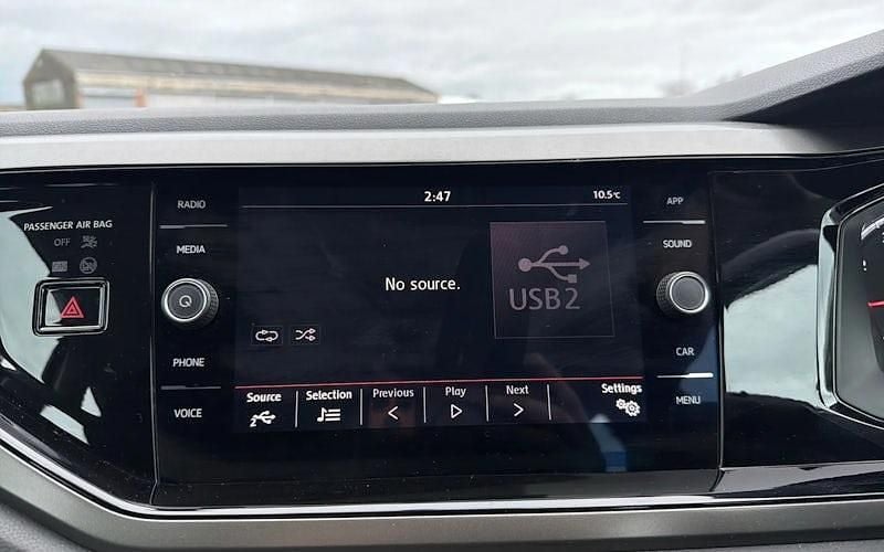 Used VW Polo SE 95 HP (69 kW) 2019 Grey Hatchback