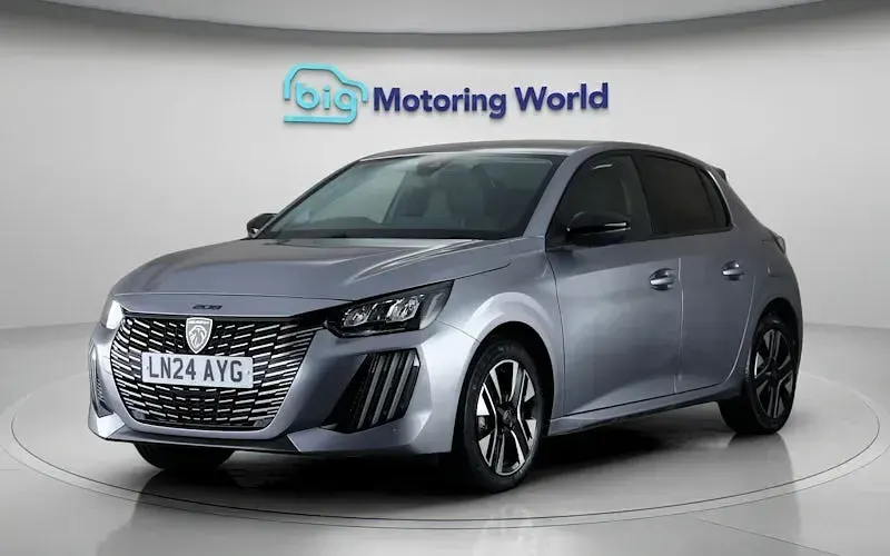 Used Peugeot 208 Allure 102 HP (75 kW) 2024 Grey Hatchback
