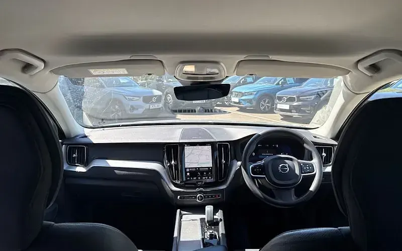 Usado Volvo XC60 Plus 250 HP (183 kW) 2024 SUV