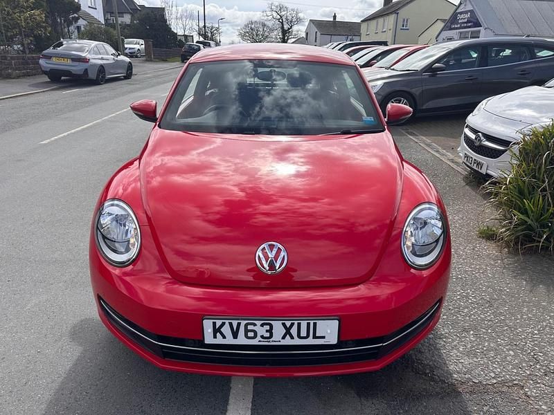 Used VW Beetle Design 140 HP (102 kW) 2013 Red Hatchback