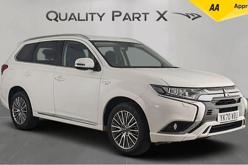 White Used 2020 Mitsubishi Outlander P-HEV Estate | £13,400 (Fair price) - Image 1/1