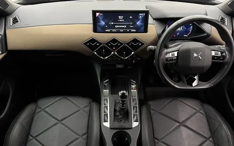 Used DS Automobiles DS3 Crossback Prestige 101 HP (74 kW) 2019 Grey SUV