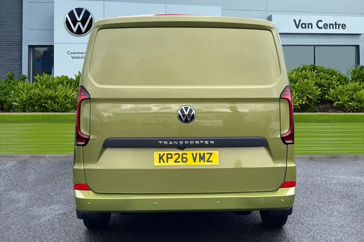 Nowe VW Transporter Pro 150 KM (110 kW) 2026 Zielony Van