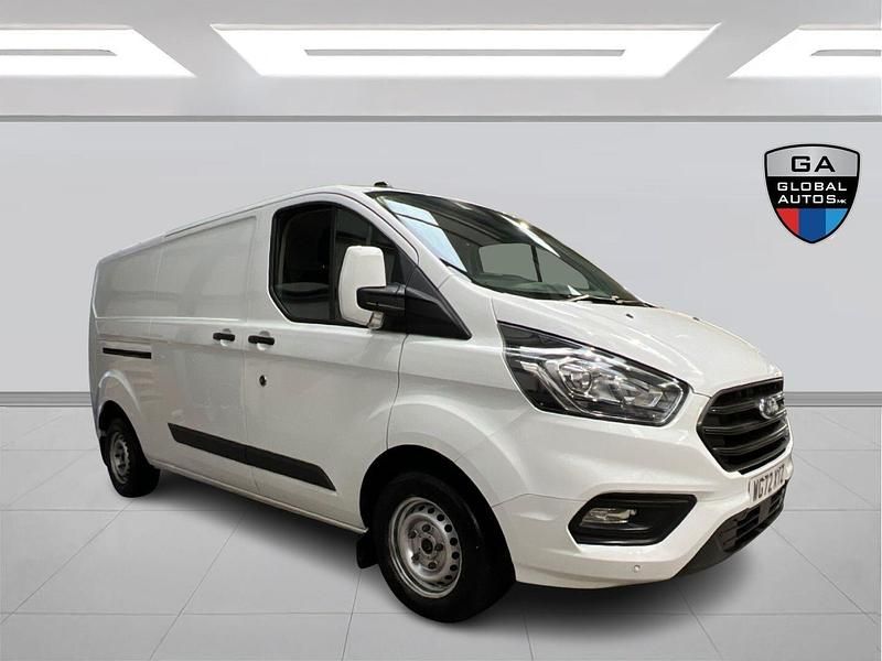 Used Ford Transit Custom Trend 105 HP (77 kW) 2022 White Van