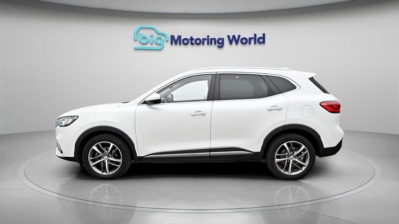 Used MG HS Exclusive 162 HP (119 kW) 2023 White SUV