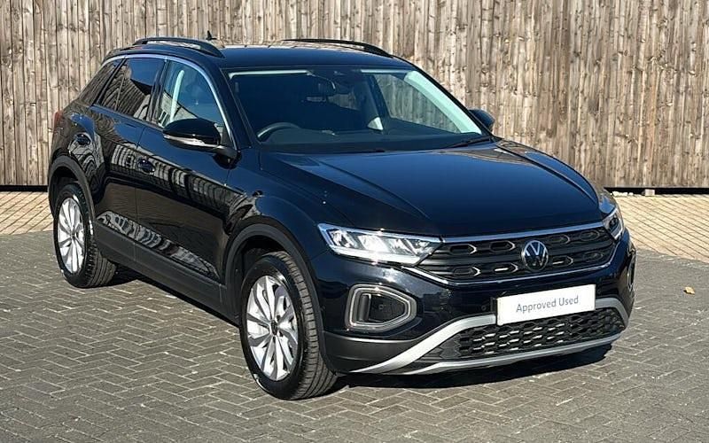 Black Used 2025 VW T-Roc Match SUV | £24,799 (Fair price) - Image 1/2