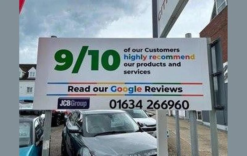 Zanzibar blue Used 2022 Renault Arkana Version S SUV | £15,495 (Fair price) - Image 1/3