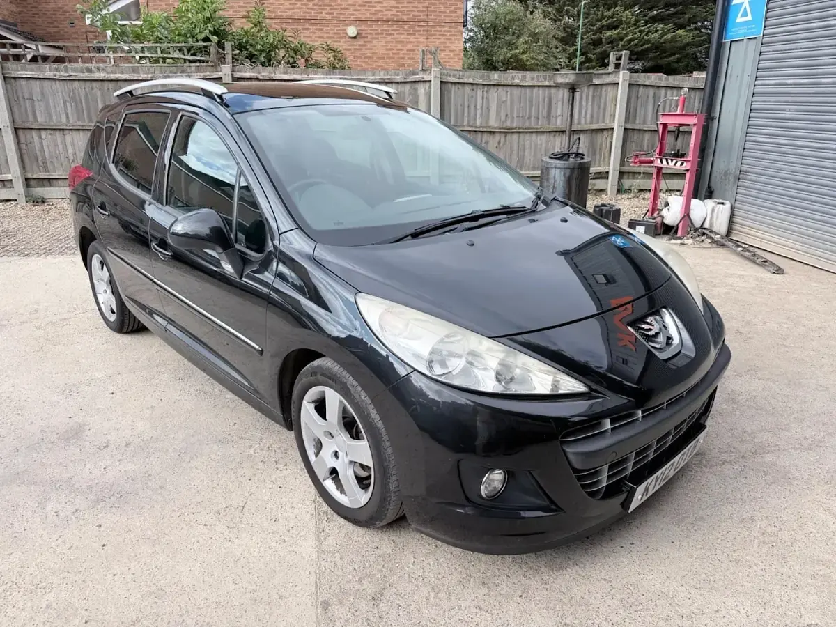 Used Peugeot 207 Allure 120 HP (88 kW) 2012 Black Estate