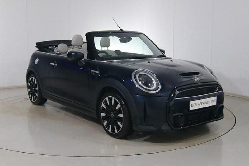 Used Mini Cooper S Exclusive 176 HP (129 kW) 2022 Black Hatchback