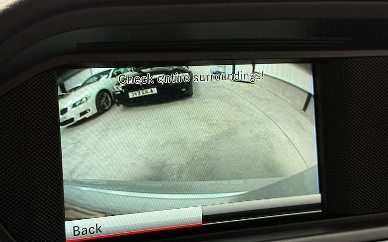 Image 3/4