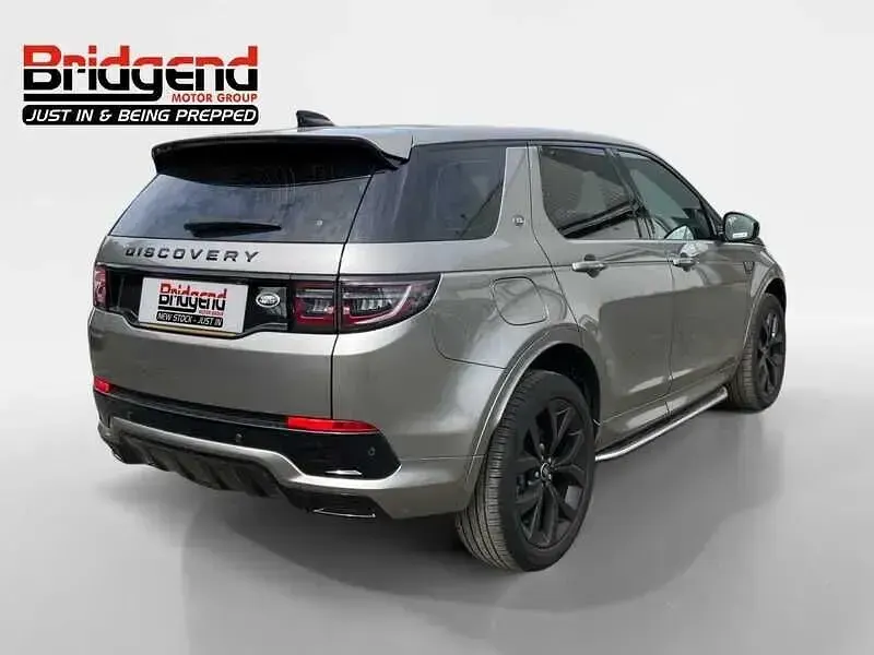 Used Land Rover Discovery Sport Urban Edition 201 HP (147 kW) 2022 Silver SUV