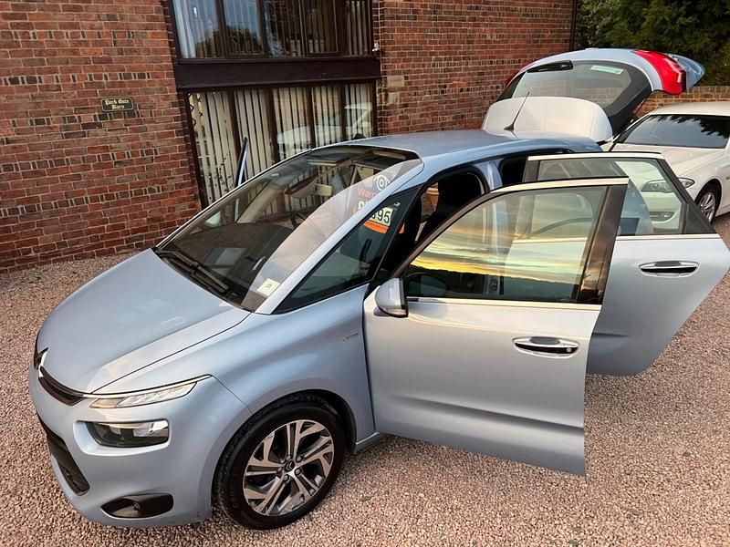 Blue Used 2015 Citroën C4 Picasso Exclusive MPV | £3,995 (Fair price) - Image 1/4