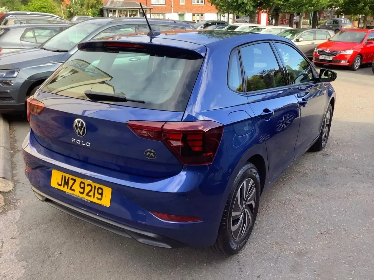 Used VW Polo Life 95 HP (69 kW) 2026 Blue Hatchback