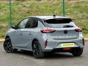 Novo Vauxhall Corsa-e Ultimate 100 kW (136 HP) 2025 Cinzento Citadino