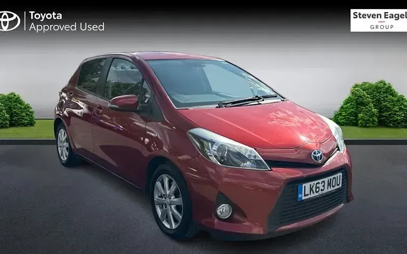 Used Toyota Yaris T4 101 HP (74 kW) 2013 Hatchback