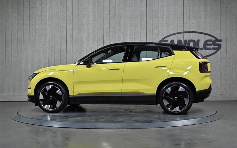 Used Volvo EX30 Plus 200 kW (272 HP) 2024 Yellow SUV
