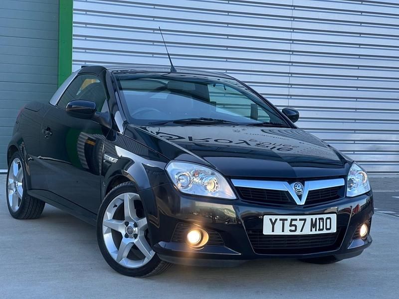 Used Vauxhall Tigra 90 HP (66 kW) 2007 Black Cabriolet