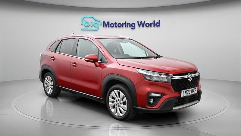 Used Suzuki SX4 S-Cross 129 HP (94 kW) 2023 Red SUV