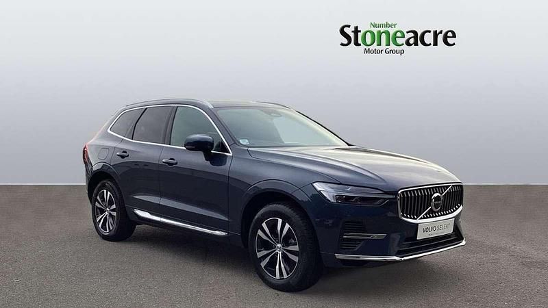 Blue Used 2023 Volvo XC60 Core SUV | £33,000 (Fair price) - Image 1/4