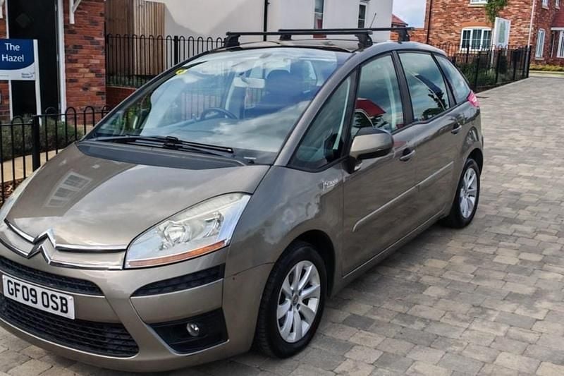 Brown Used 2009 Citroën C4 Picasso VTR Sport MPV | £1,700 (Good price) - Image 1/1