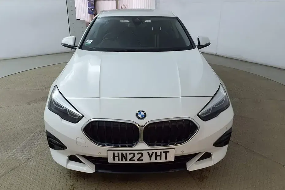 Used BMW 218 Gran Coupé Sport Line 136 HP (100 kW) 2022 White Coupe