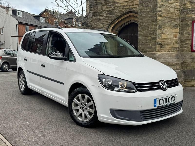 Used VW Touran S 105 HP (77 kW) 2011 White MPV