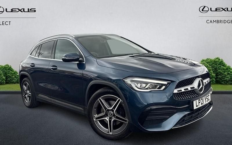 Usado Mercedes GLA200 Executive 163 HP (119 kW) 2022 SUV