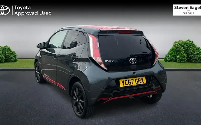 Used Toyota Aygo x-press 69 HP (50 kW) 2018 Hatchback