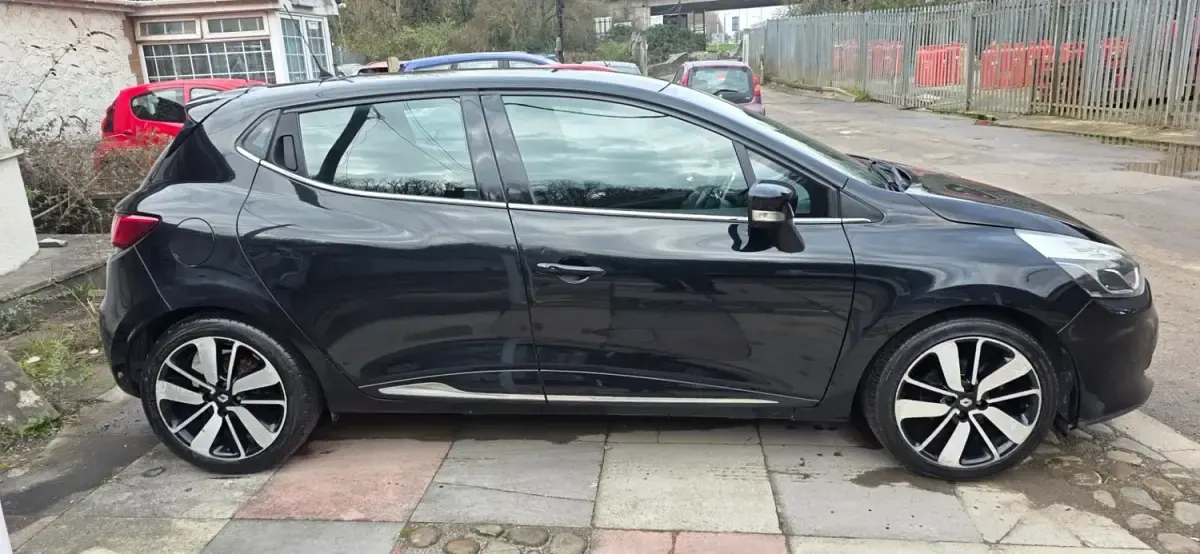 Używany Renault Clio IV Dynamique 2016 Czarny Hatchback
