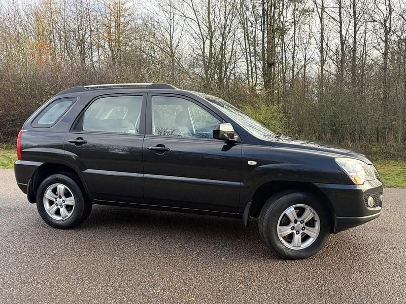 Black Used 2010 Kia Sportage SUV | £4,895 (Fair price) - Image 1/4