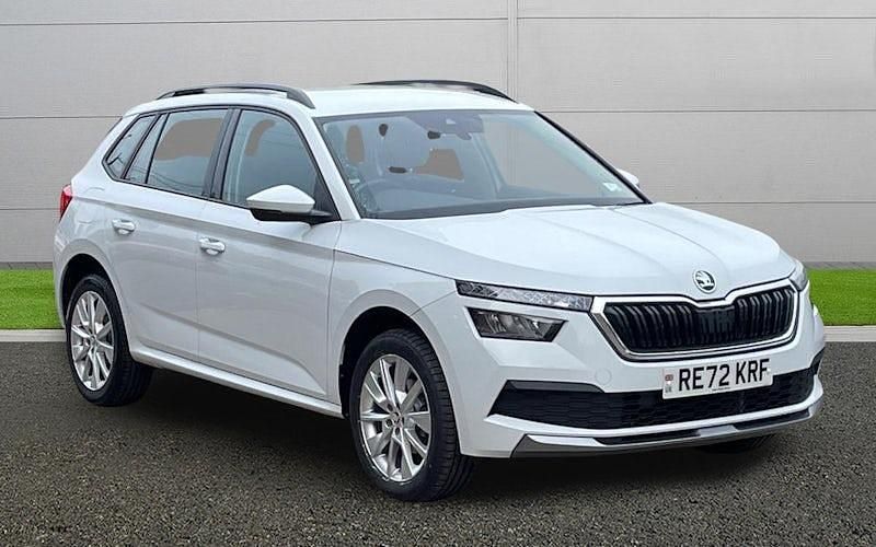 White Used 2023 Skoda Kamiq SE SUV | £13,899 (Fair price) - Image 1/4