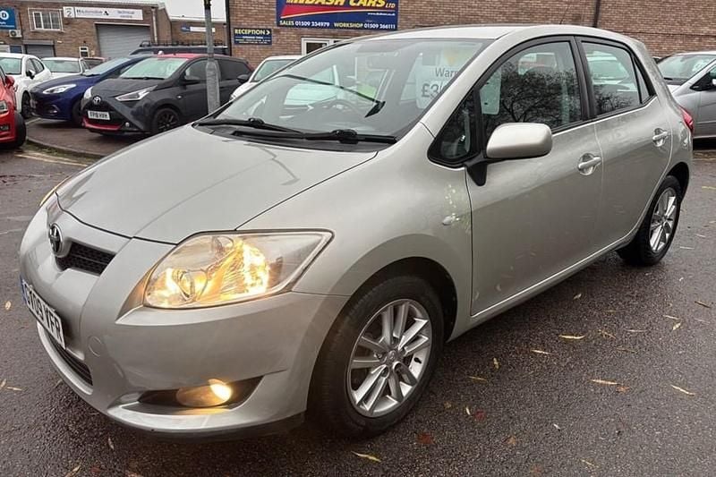 Used 2009 Toyota Auris | £3,999 (Fair price) - Image 1/1