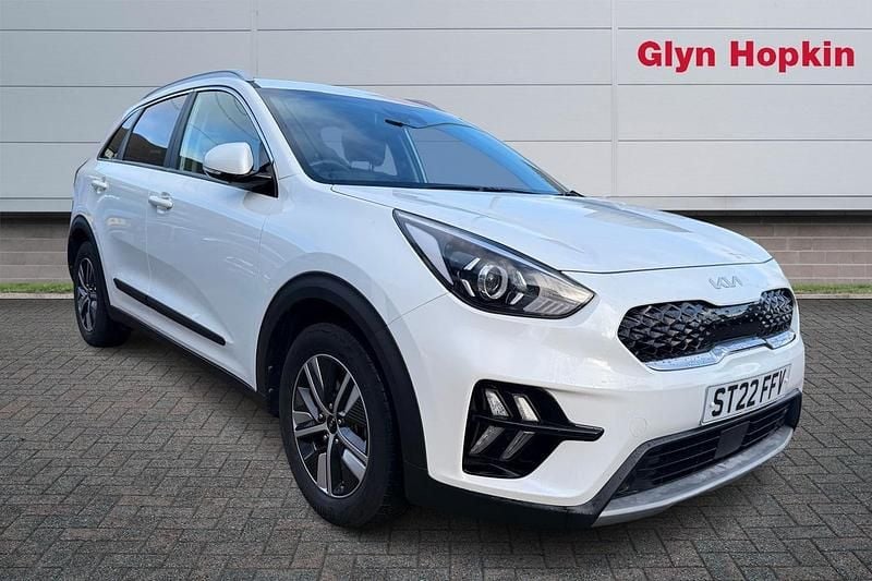 Used Kia Niro 139 HP (102 kW) 2022 White SUV