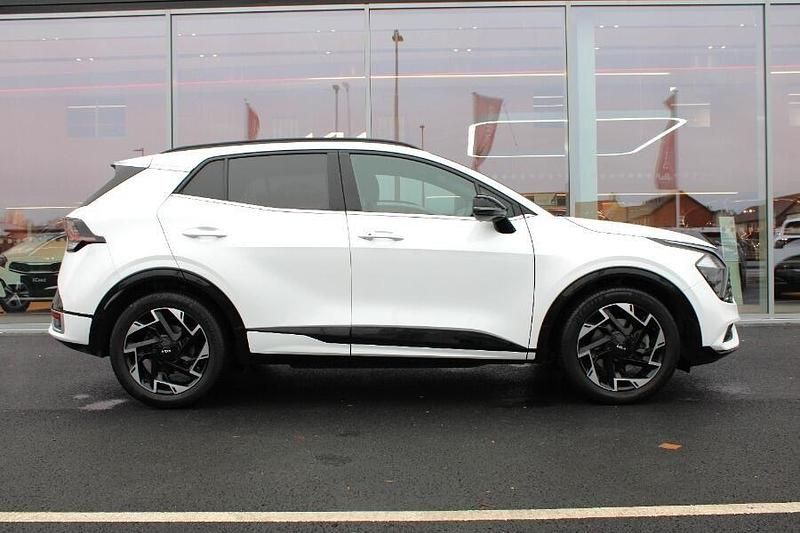 Used Kia Sportage GT-Line 148 HP (108 kW) 2024 White SUV