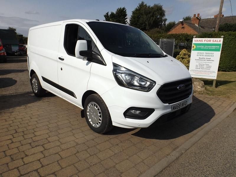 White Used 2018 Ford Transit Custom Trend Van | £12,495 (Super price) - Image 1/4