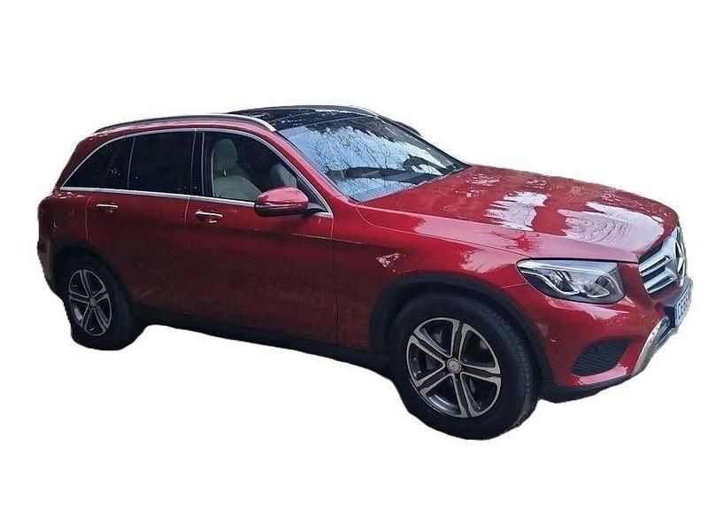 Used Mercedes GLC250 Premium 204 HP (150 kW) 2016 Red Estate