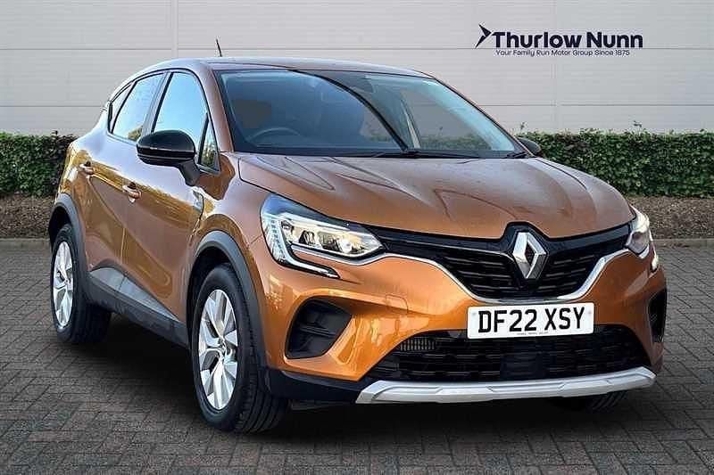 Orange Used 2022 Renault Captur Iconic SUV | £12,408 (Fair price) - Image 1/4