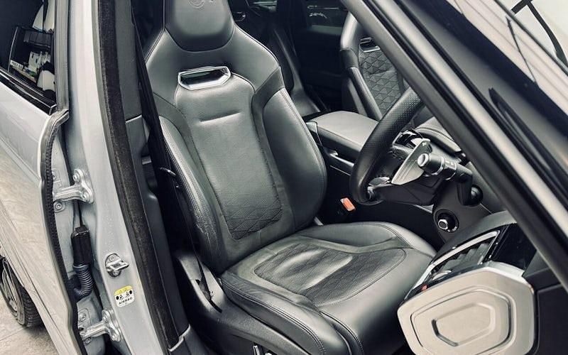 Used Land Rover Range Rover Sport SVR 575 HP (422 kW) 2018 Silver SUV