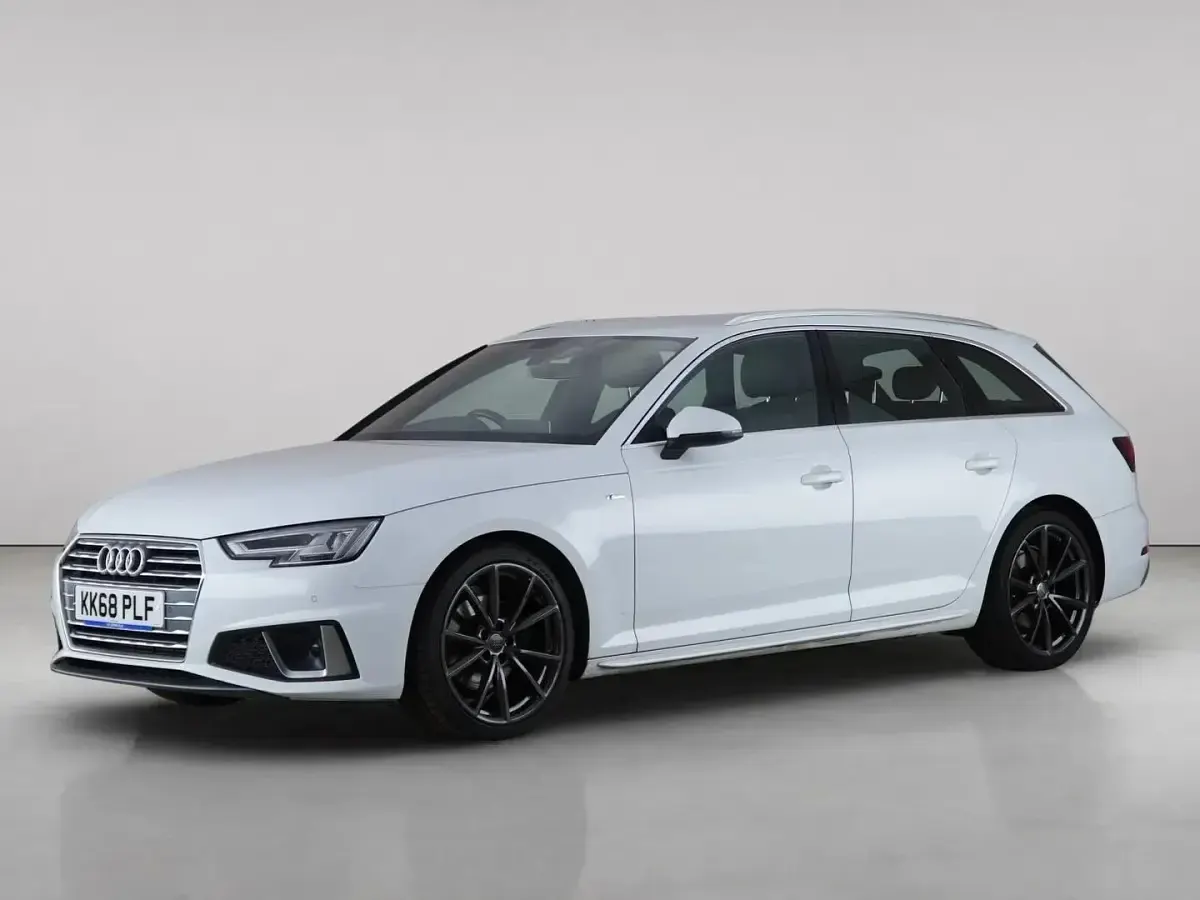 Used Audi A4 S-Line 150 HP (110 kW) 2019 White Estate