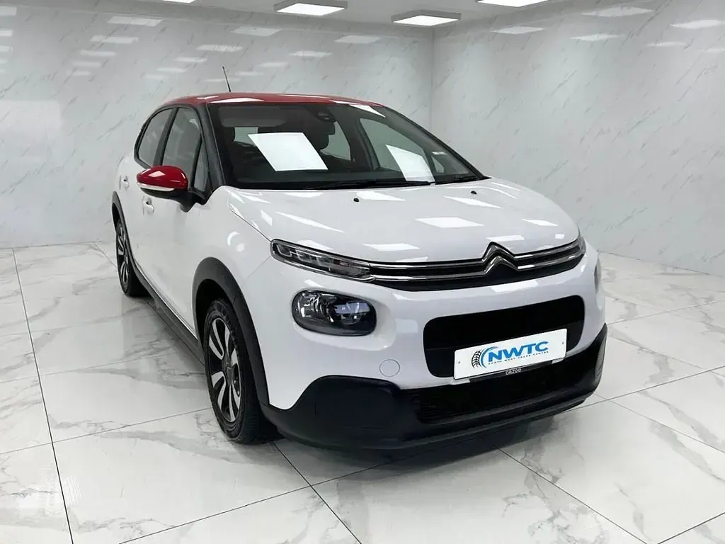 Begagnad Citroën C3 Feel 83 HK (61 kW) 2019 Vit Halvkombi