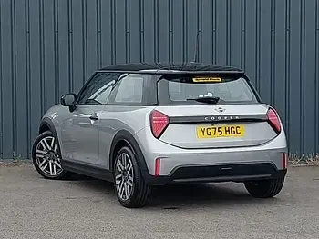 Used Mini Cooper Classic 114 kW (156 HP) 2025 Silver Hatchback
