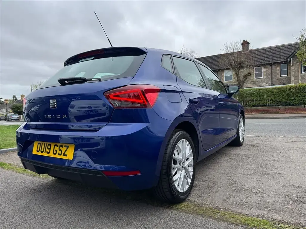 Used Seat Ibiza SE Technology 80 HP (58 kW) 2019 Blue Hatchback