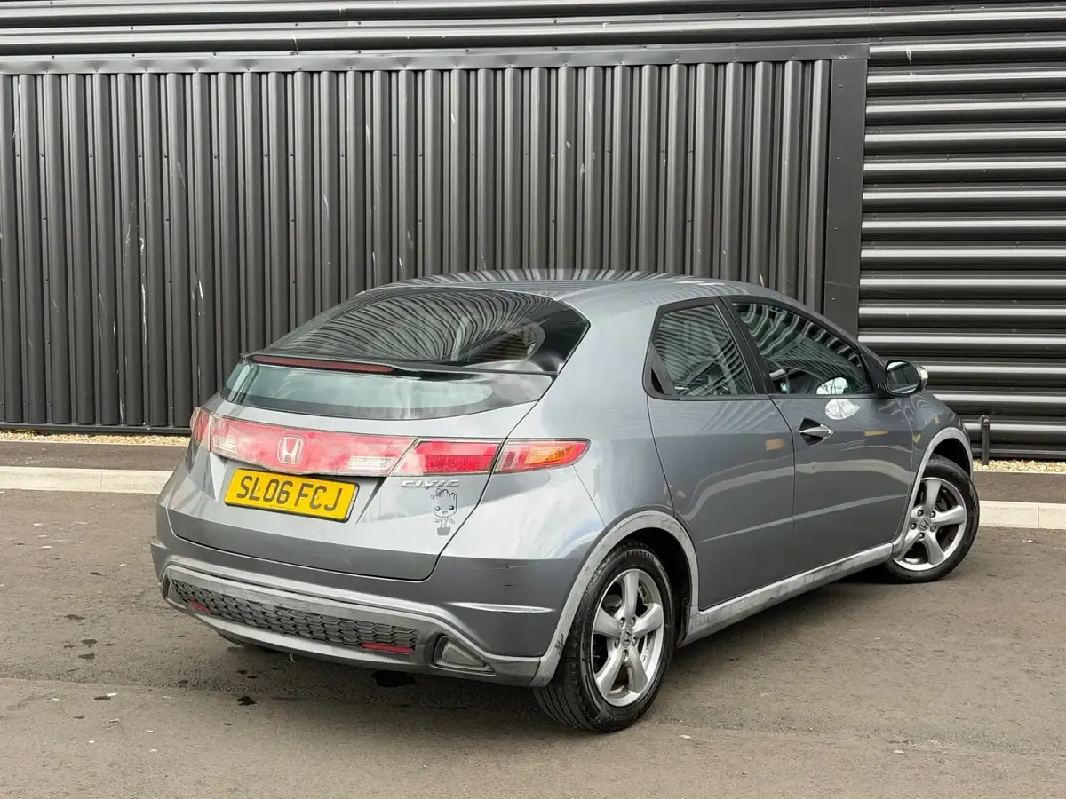Used Honda Civic S 2006 Grey Hatchback