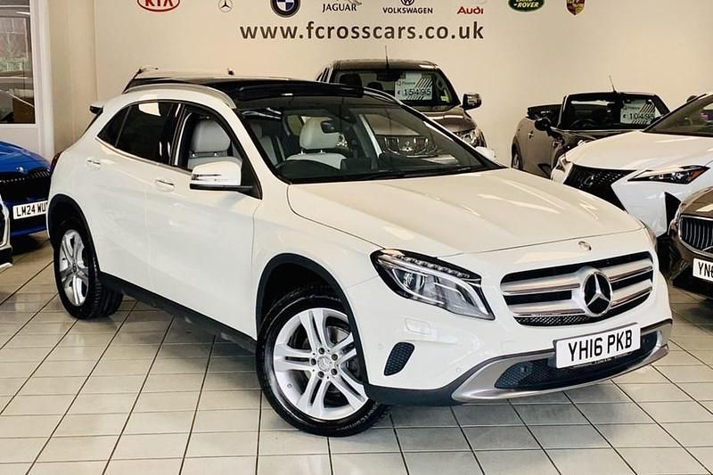 Used Mercedes GLA220 Premium Plus 170 HP (125 kW) 2016 SUV