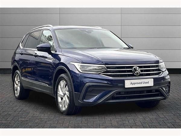 Blue Used 2024 VW Tiguan Allspace Life SUV | £26,350 (Fair price) - Image 1/3