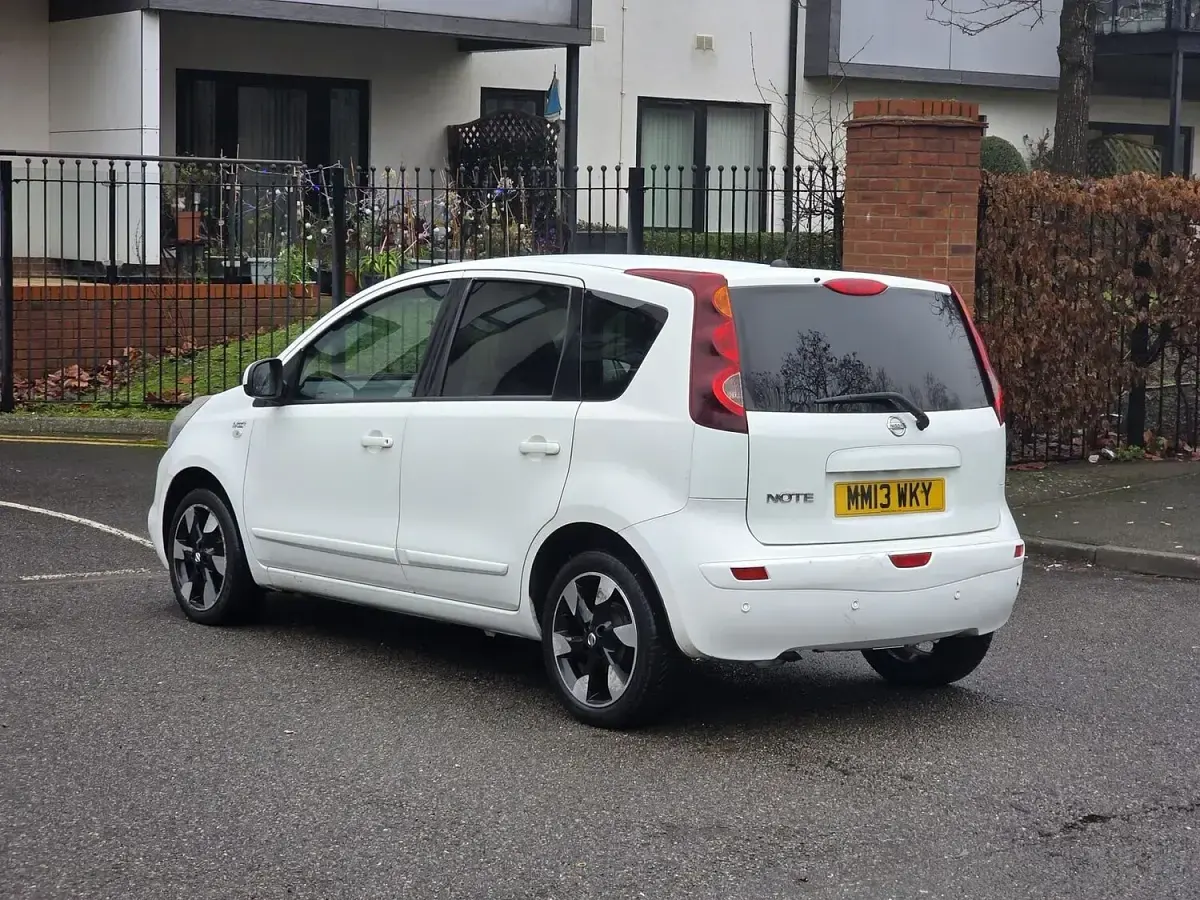 Used Nissan Note N-TEC 2013 White Hatchback