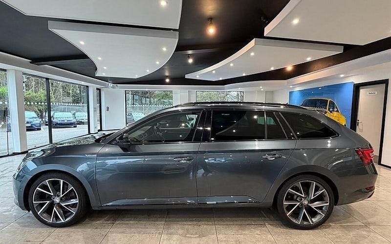 Used Skoda Superb SportLine 190 HP (139 kW) 2017 Grey Estate