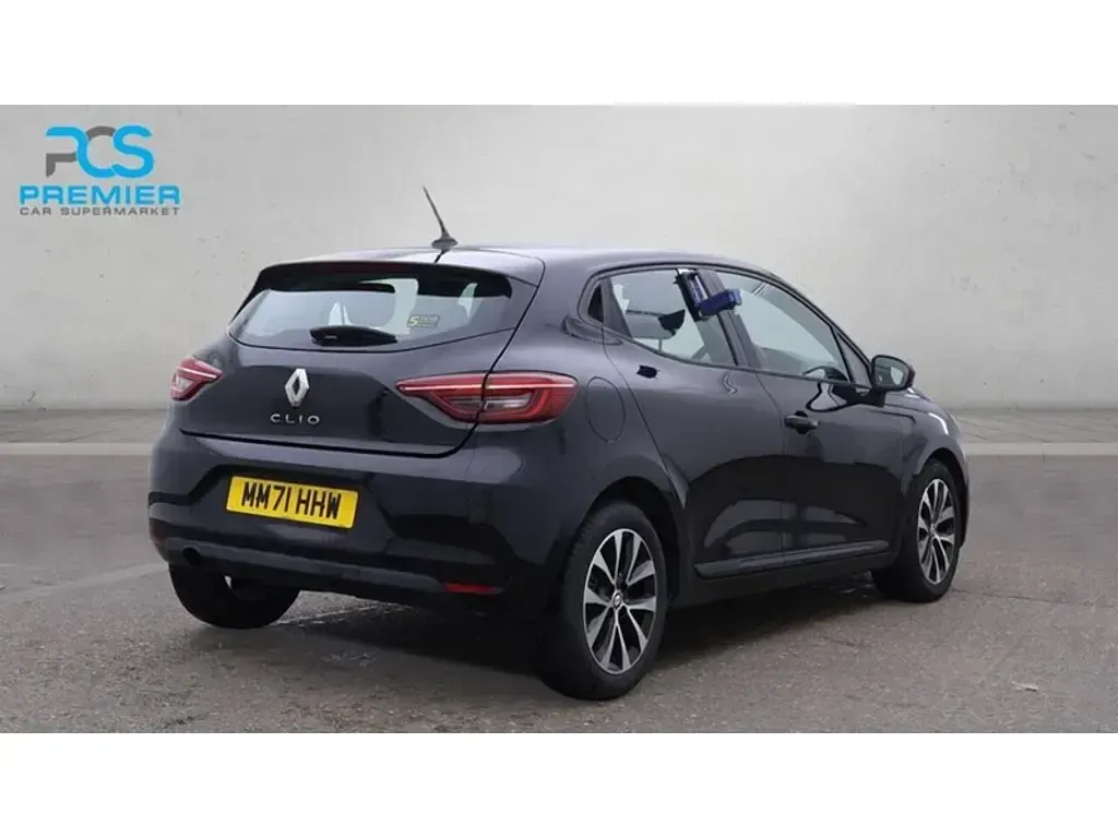 Used Renault Clio Iconic 2021 Diamond black Hatchback