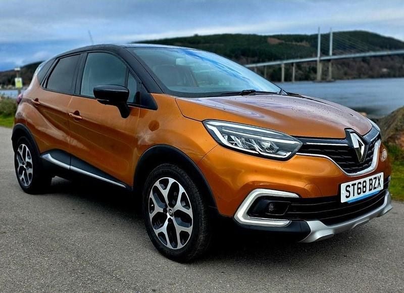 Used Renault Captur GT-Line 90 HP (66 kW) 2018 Orange SUV